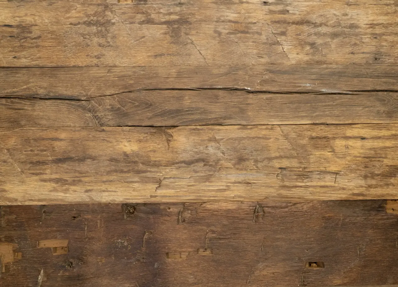 Reclaimed oak panels with authentic grain detail