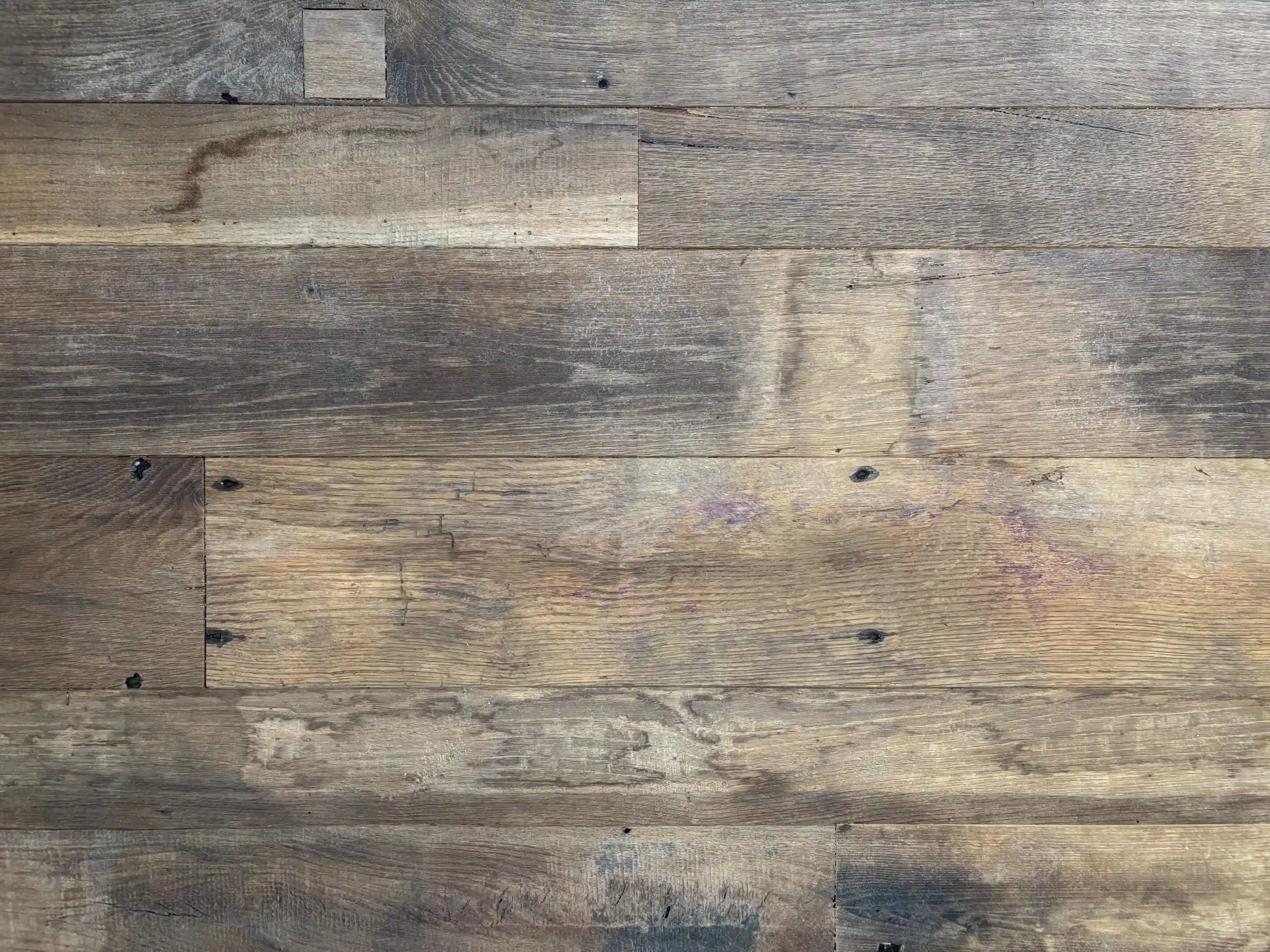 Sustainable oak flooring suitable for modern and classic interior designs