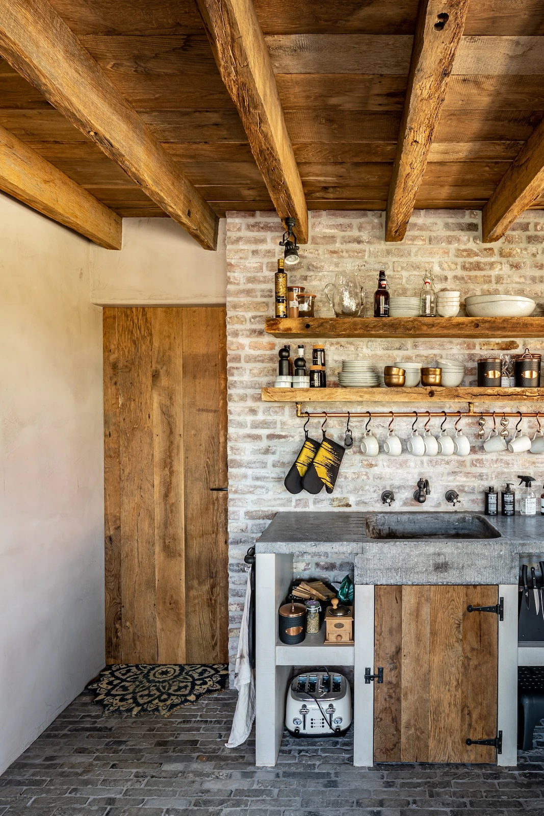 Timber beams with rough surface and strong wood texture