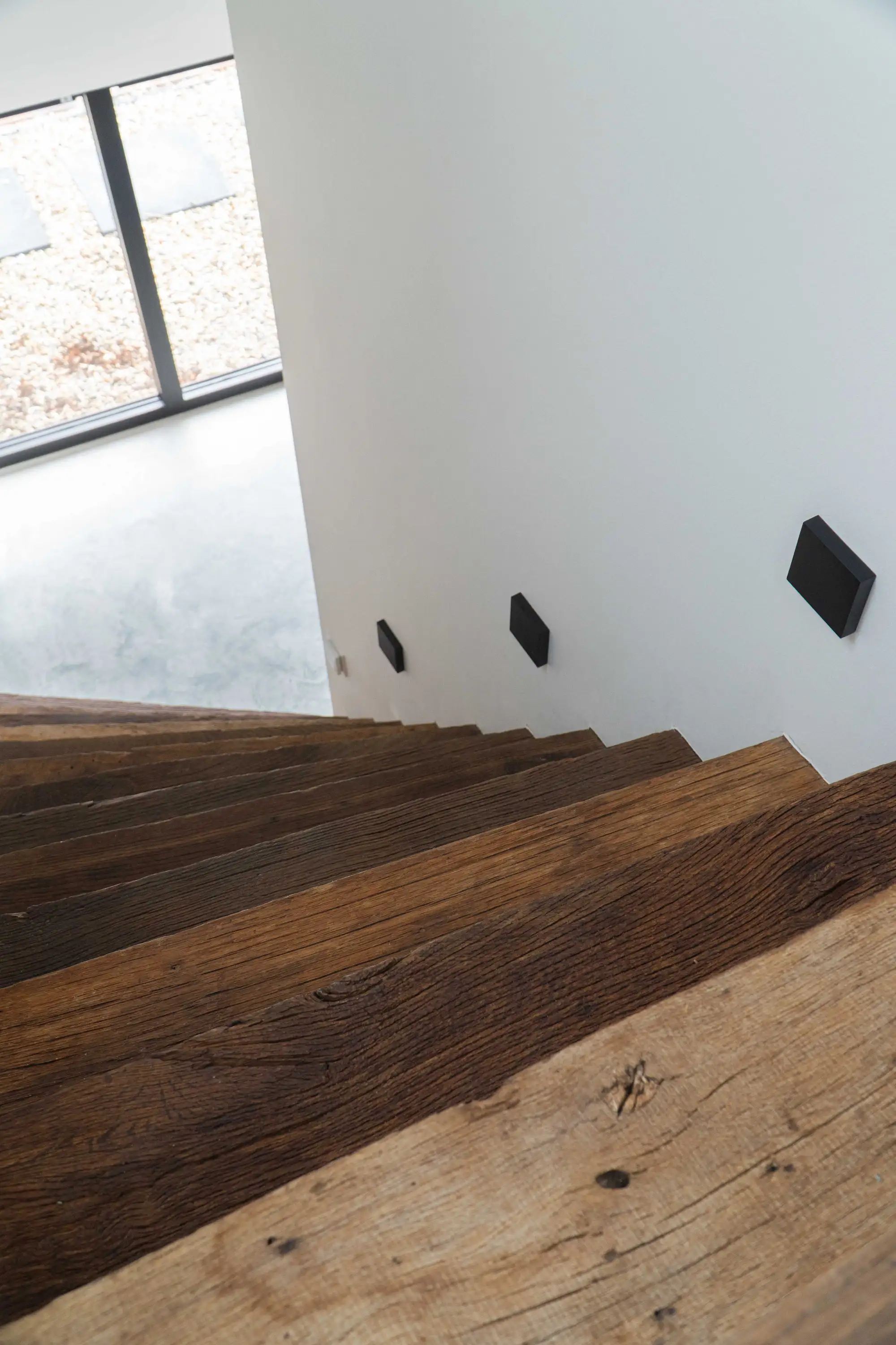 Oak Staircase with Timeless Craftsmanship
